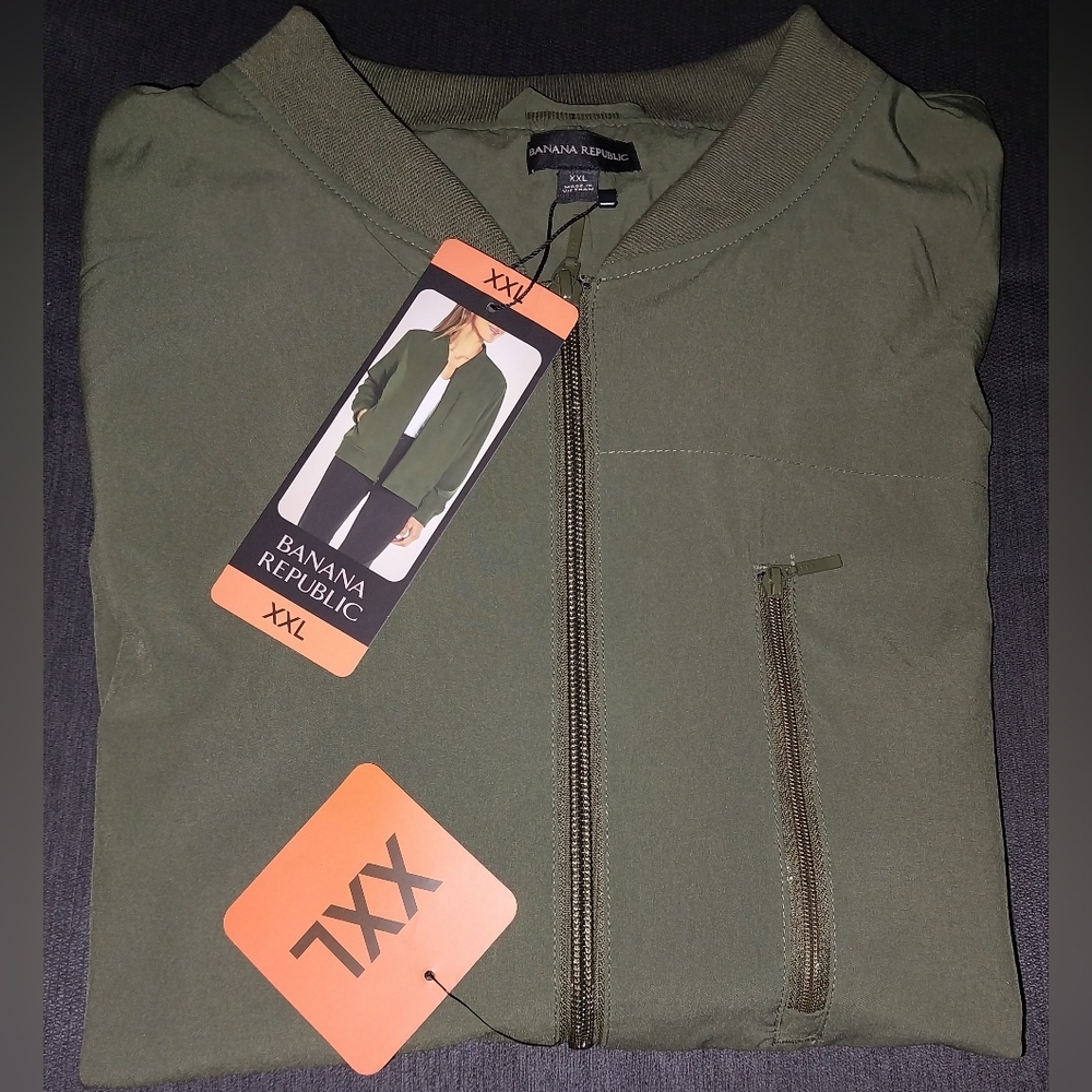 BANANA REPUBLIC JACKET .